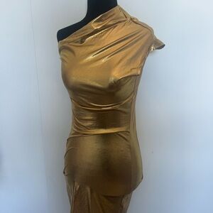 Elegant Gold One-Shoulder Dress